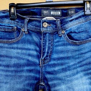 EUC-Mens 32R Aiden Buckle Jeans